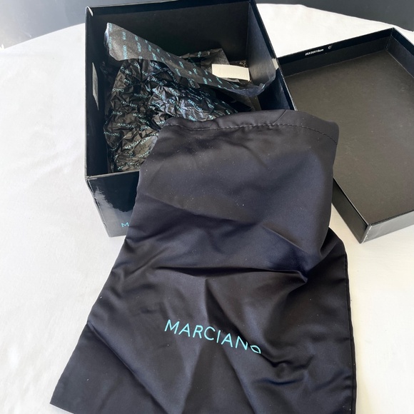 Marciano Black Patent Prep Toe Pump Slingback Heels Women’s Size 8M/38 EXC - Picture 15 of 16